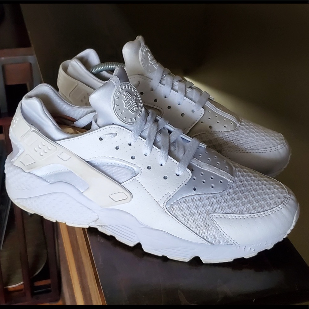 Nike air huaraches men’s 10